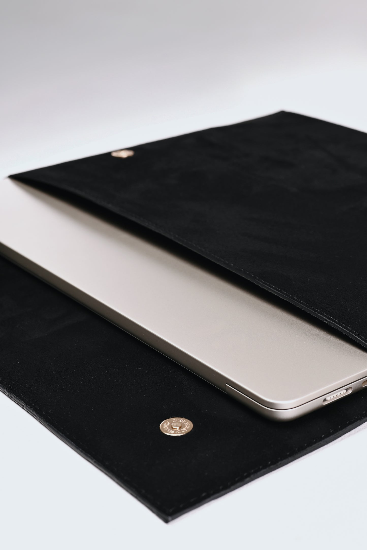 MON LAPTOP CASE